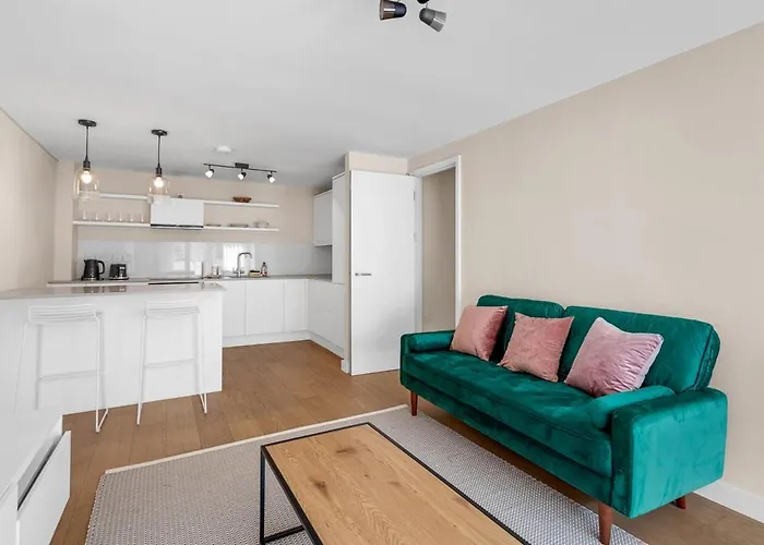 Belgravia Apartment 8