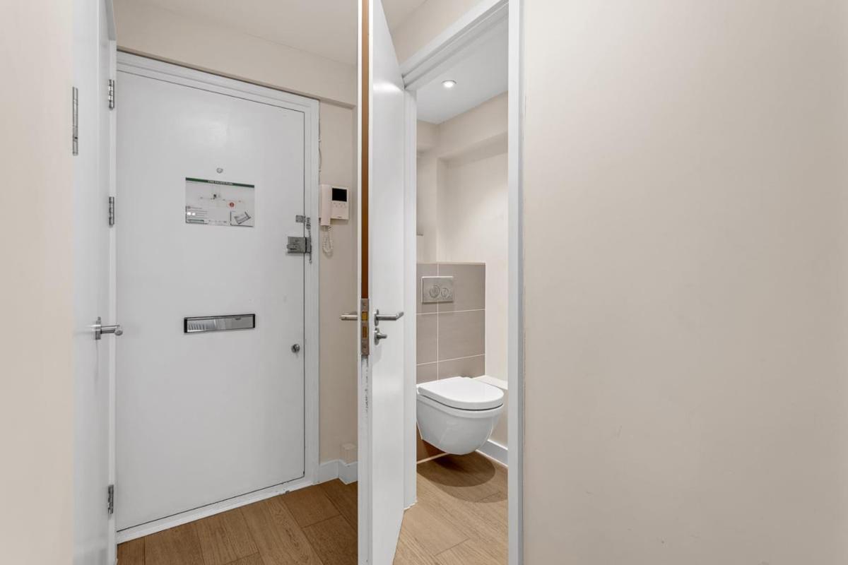Belgravia 8 * London